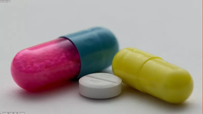 Phân tích y khoa hình ảnh Cách nhận diện và phòng ngừa mua phải thuốc Viagra giả trôi nổi trên mạng
